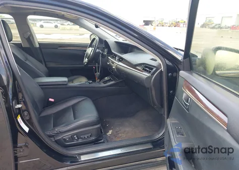 2013 Lexus Es 350 z USA, uszkodzony, nr VIN JTHBK1GG6D2071725